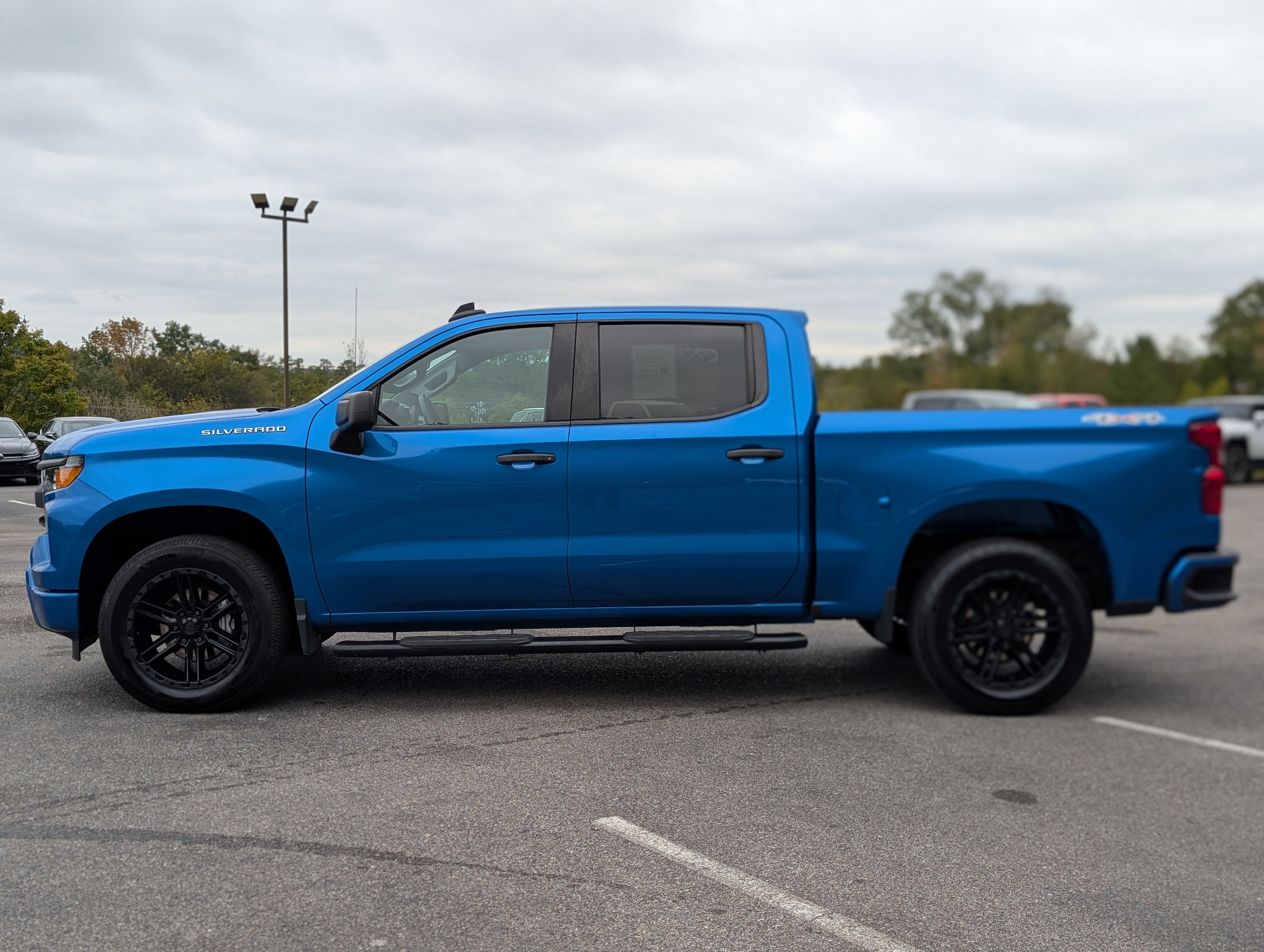 Used 2022 Chevrolet Silverado 1500 Custom image 6