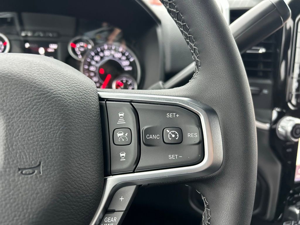 New 2026 RAM 2500 Big Horn AWD/4WD image 17