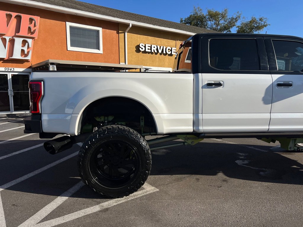 Used 2017 Ford F350 Platinum w/ Platinum Ultimate Package image 11