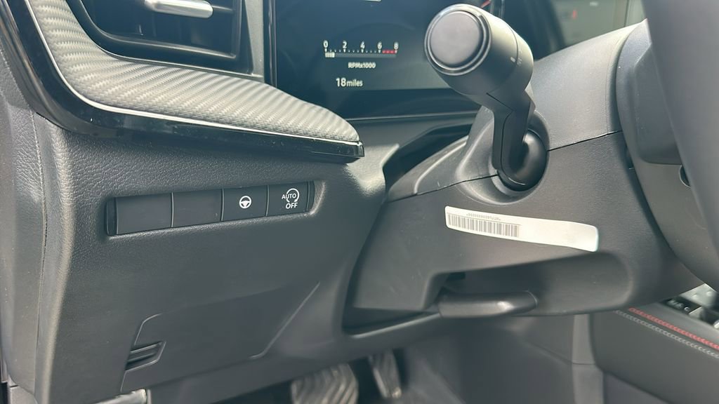 New 2026 Nissan Kicks SR w/ Illumination Package FWD image 17