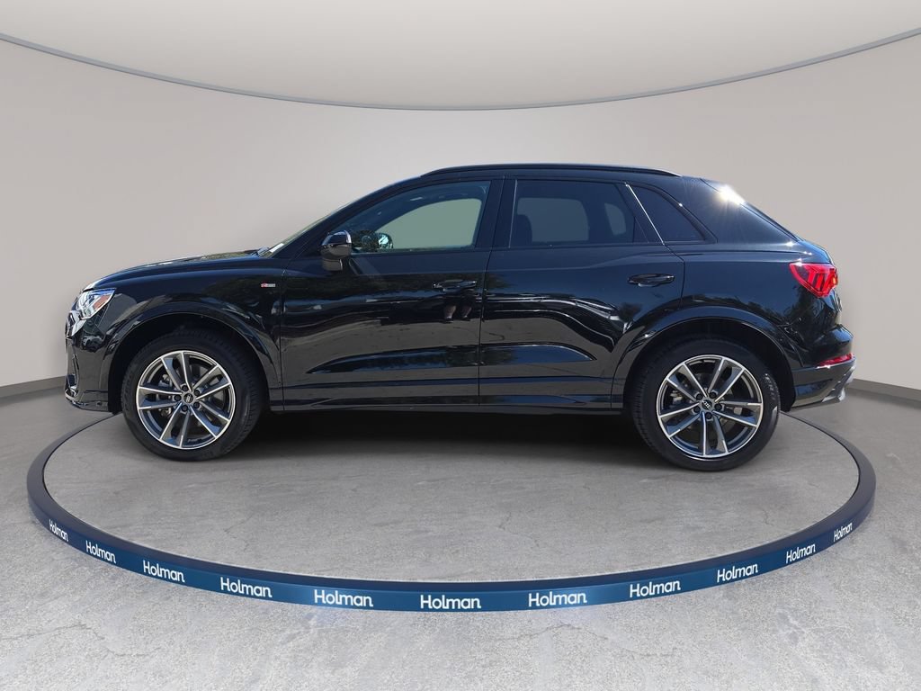Certified 2025 Audi Q3 2.0T Premium w/ Convenience Package AWD/4WD image 8