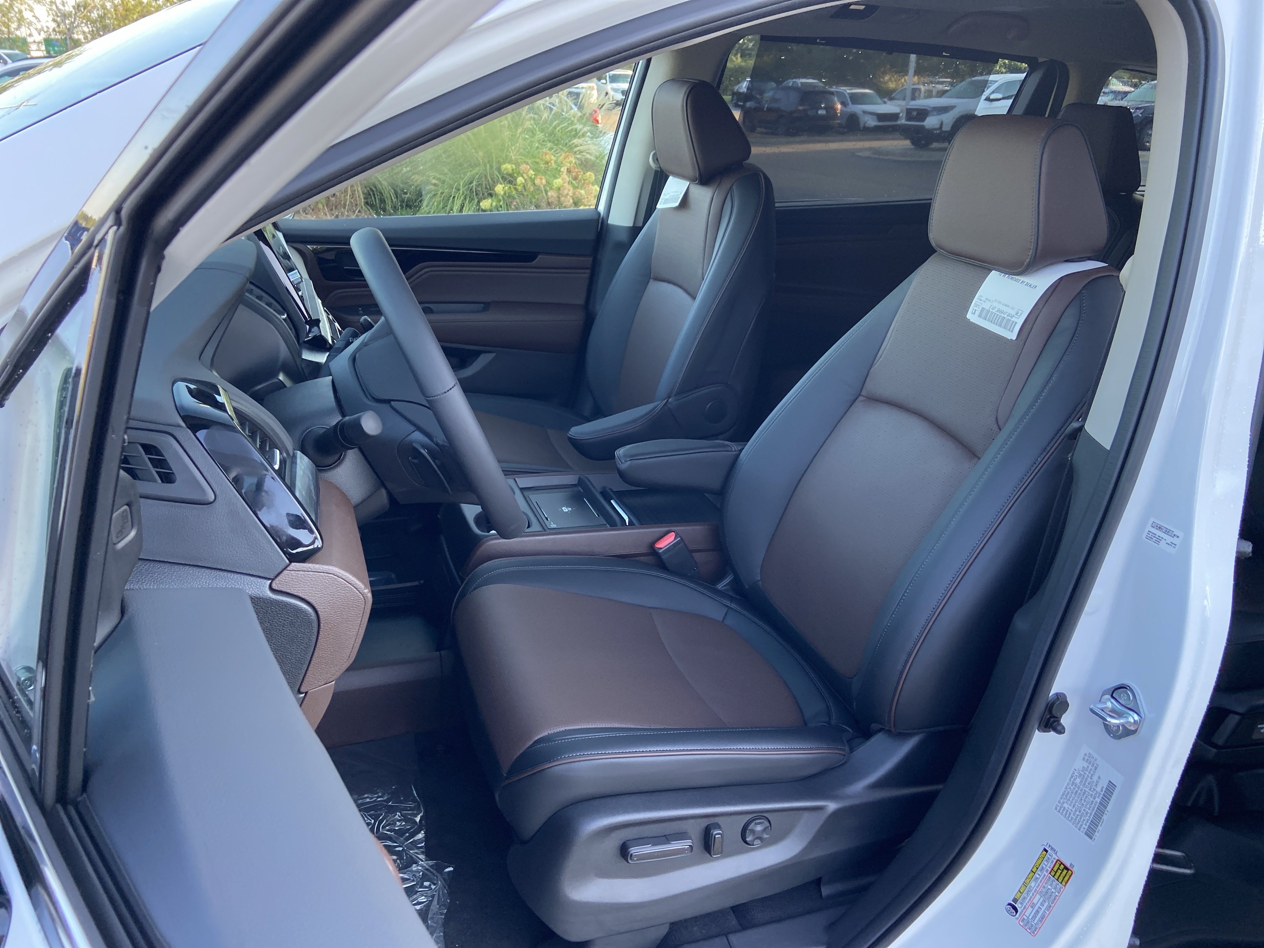 New 2027 Honda Odyssey Elite image 21