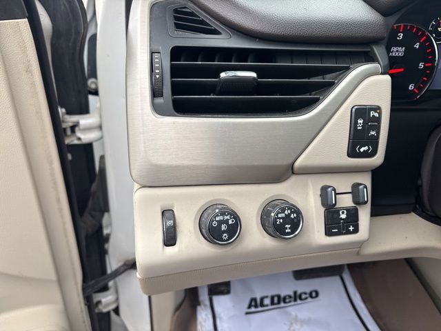 Used 2016 GMC Yukon Denali w/ Open Road Package image 31