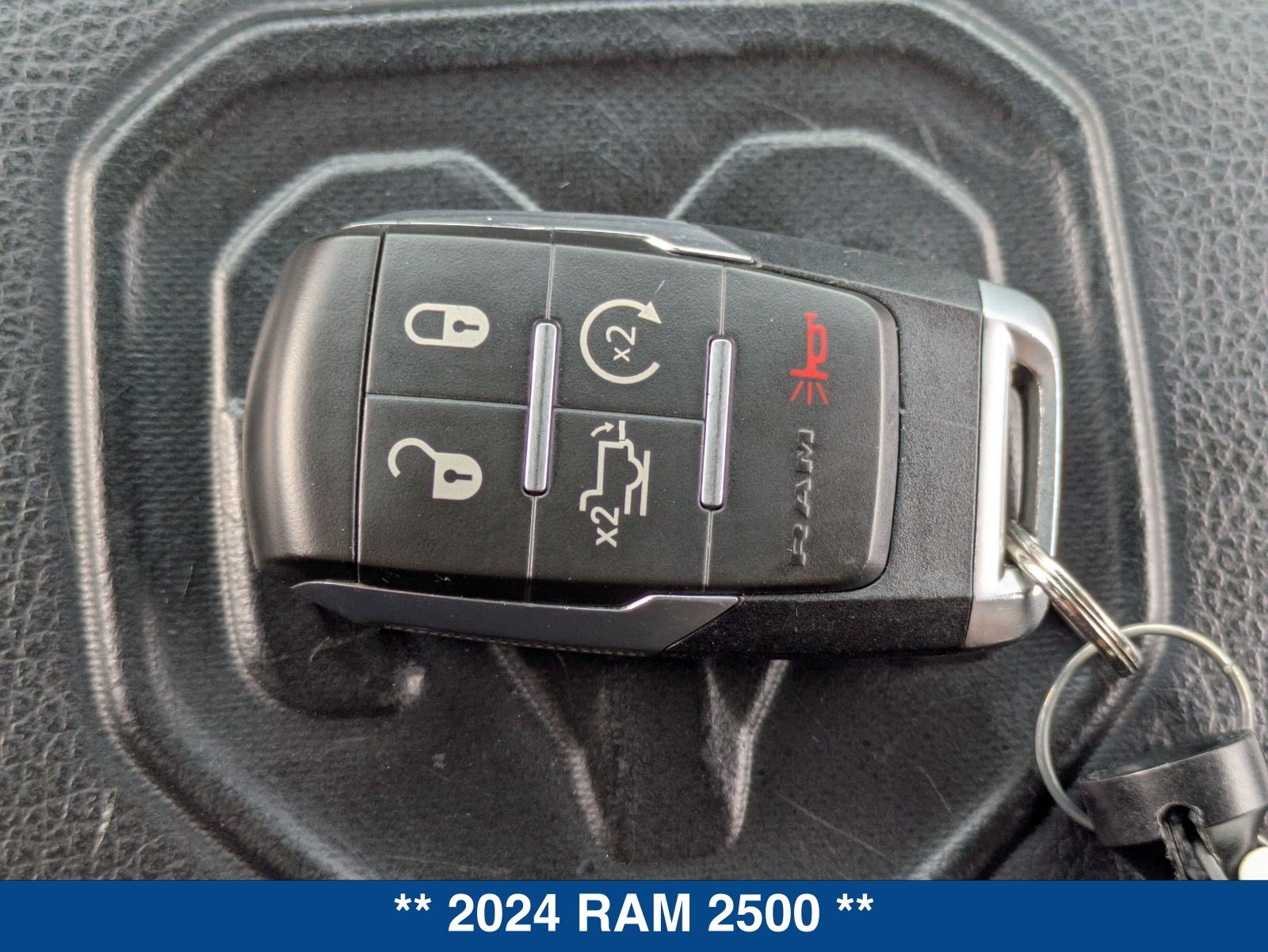 Used 2024 RAM 2500 Laramie AWD/4WD image 36