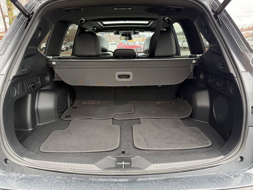 Used 2025 Subaru Forester Sport image 28