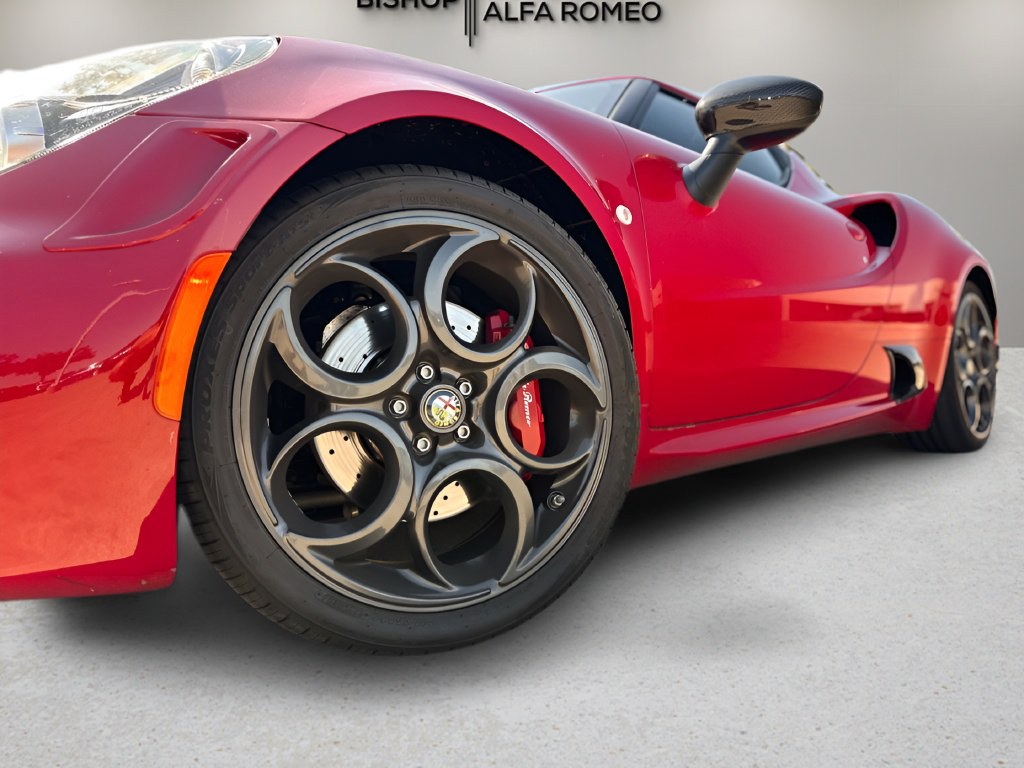 Used 2015 Alfa Romeo 4C Launch Edition w/ Convenience Group RWD image 20