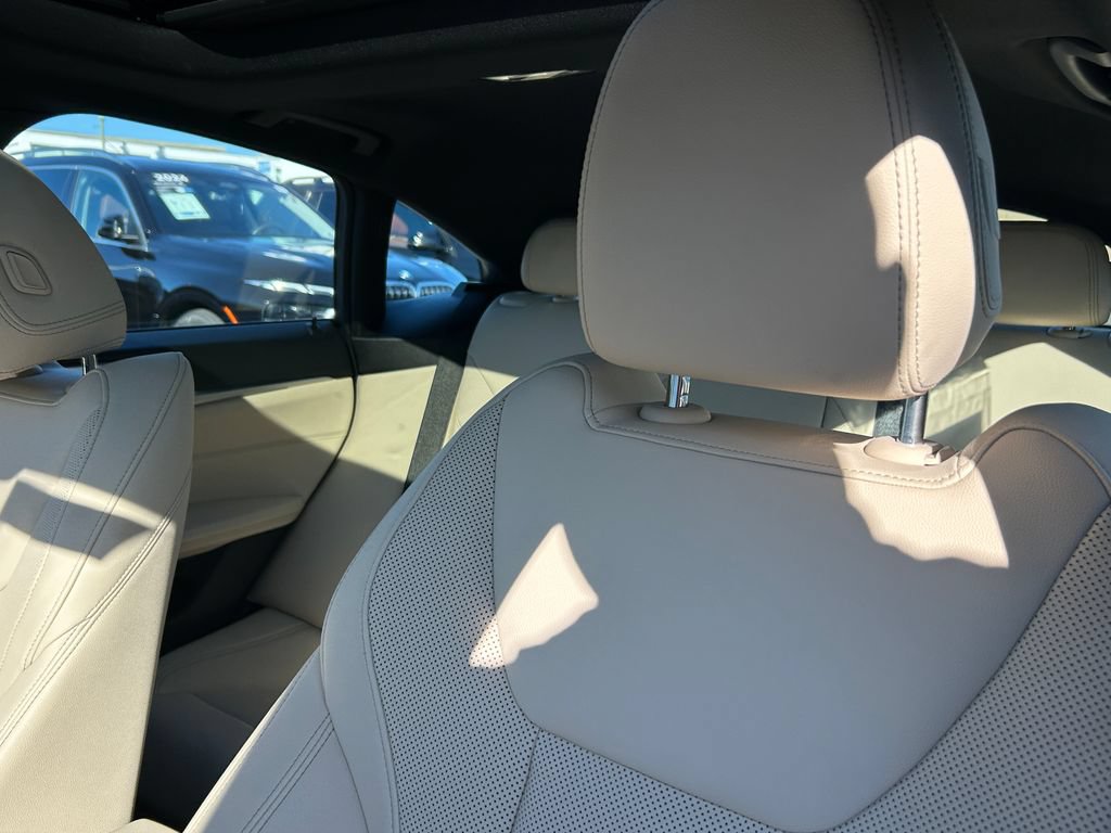 Used 2023 BMW i4 eDrive40 w/ Premium Package RWD image 14