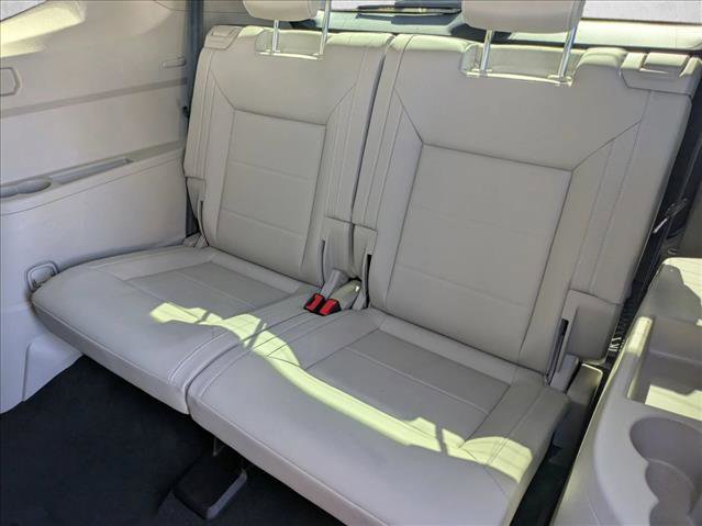 Used 2023 Volkswagen Atlas SE w/ Black Wheel Package image 18