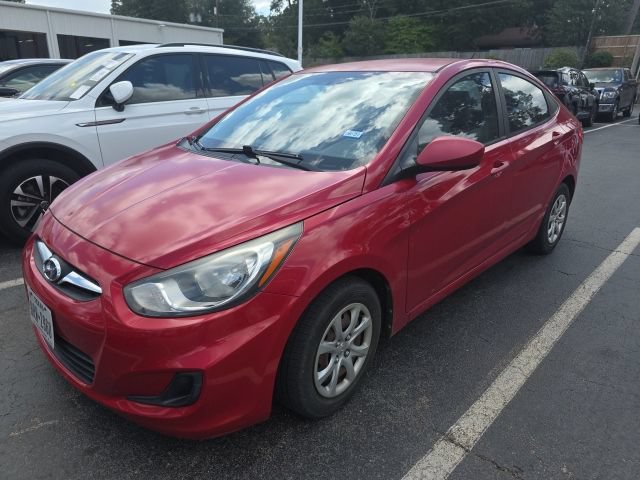 Used 2013 Hyundai Accent GLS FWD image 1