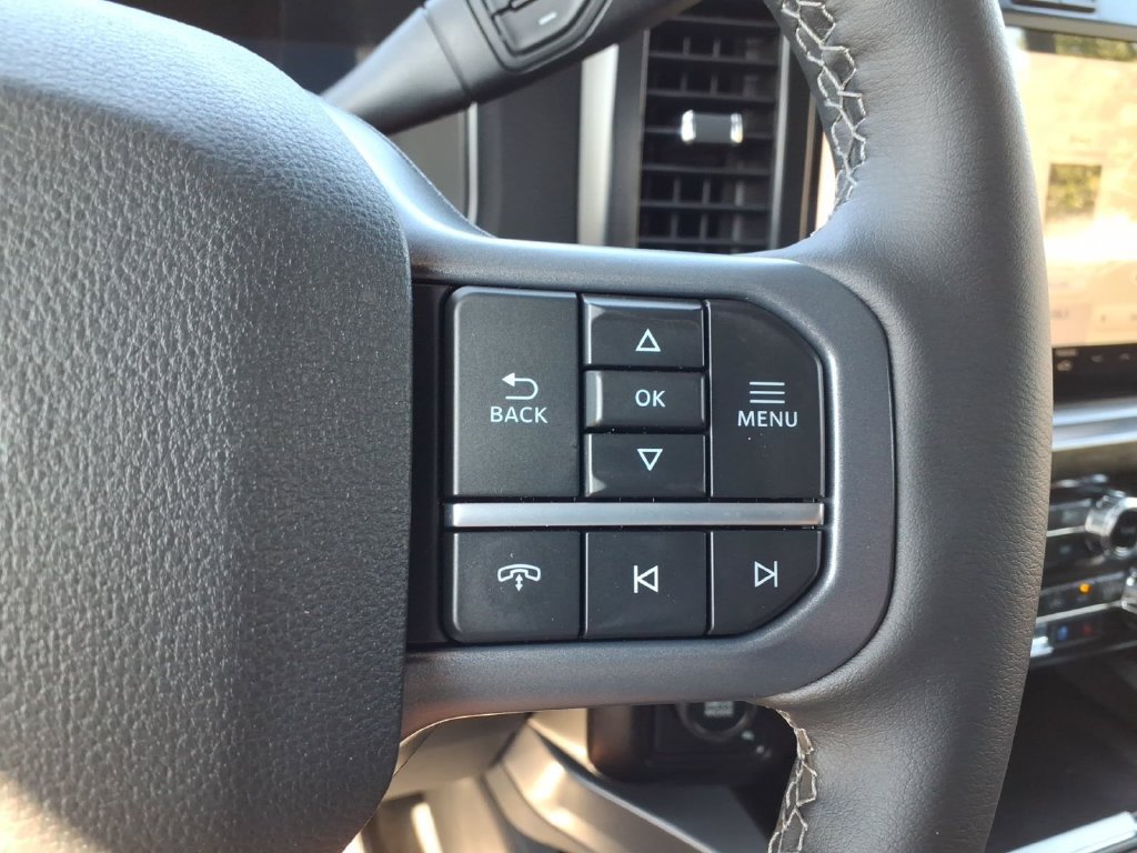 New 2026 Ford F350 Lariat w/ Lariat Ultimate Package AWD/4WD image 24