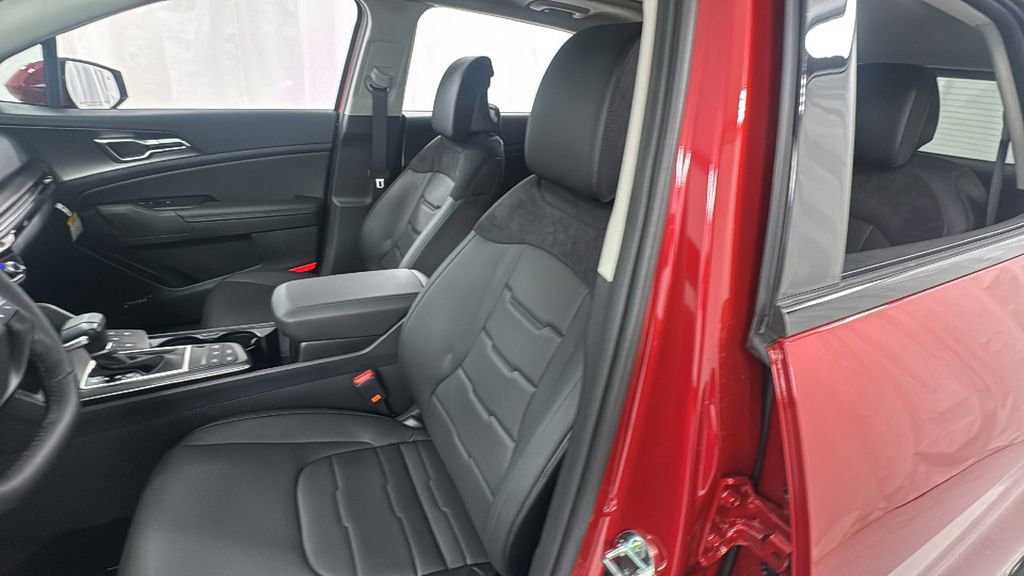 New 2026 Kia Sportage SX image 10
