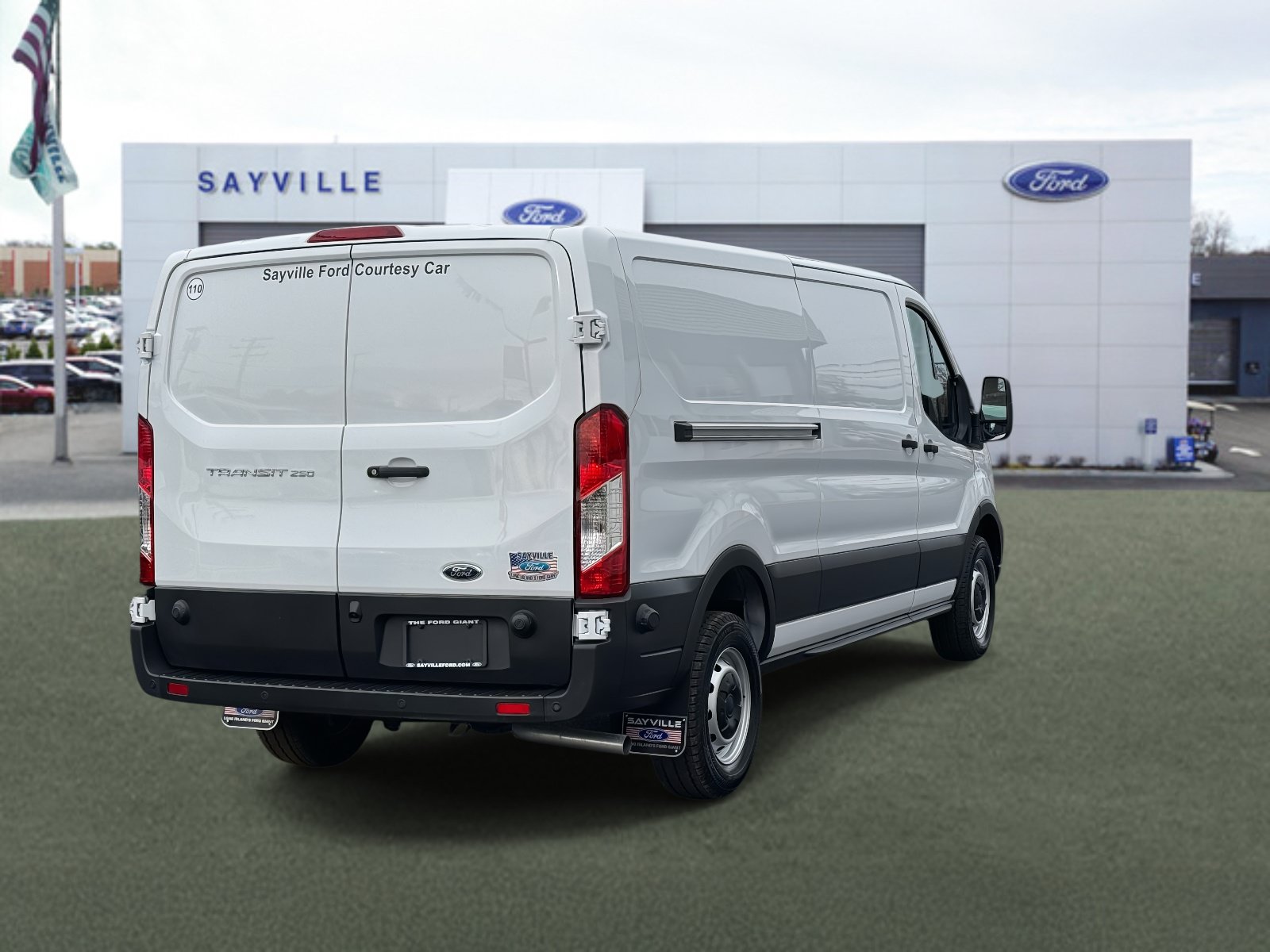 Used 2024 Ford Transit 250 Low Roof RWD image 4