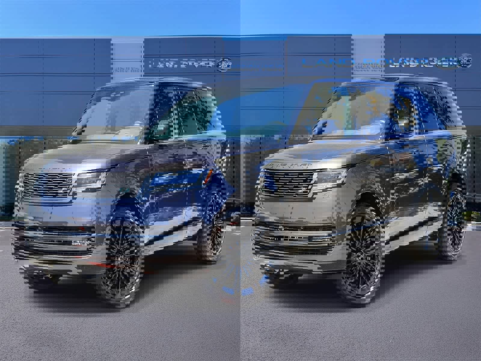 New 2025 Land Rover Range Rover Autobiography image 1