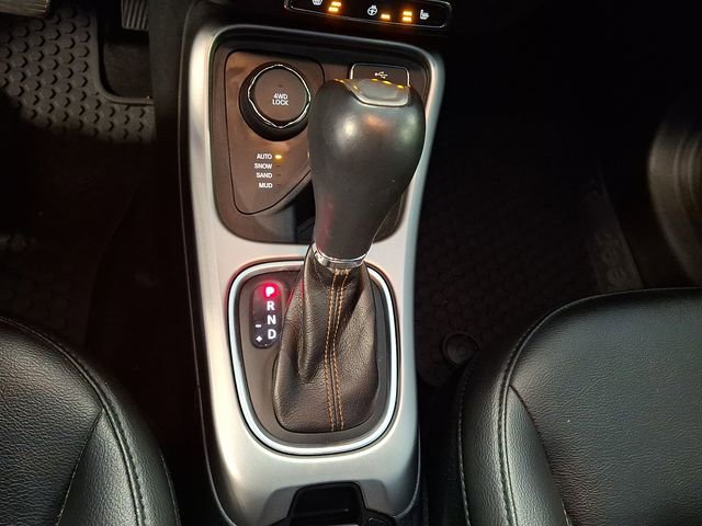 Used 2018 Jeep Compass Latitude w/ Cold Weather Group image 14