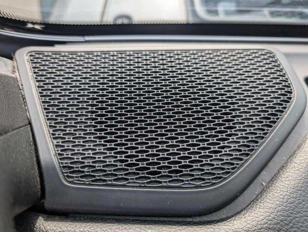 Used 2019 Jeep Wrangler Unlimited Sport S image 24