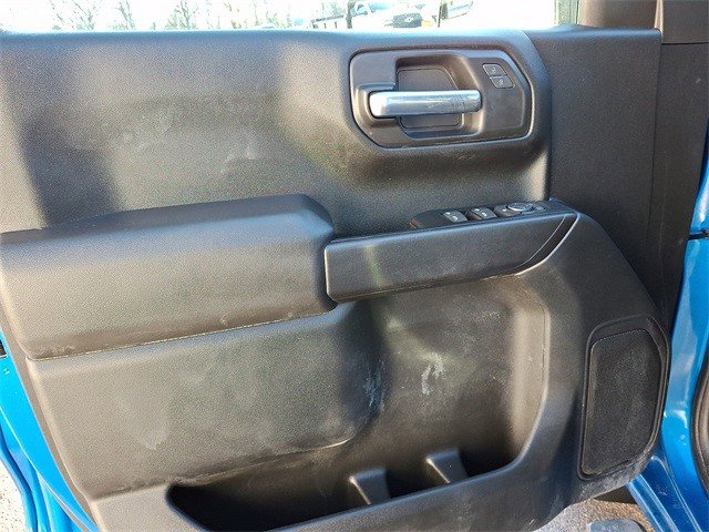 Certified 2023 Chevrolet Silverado 1500 Custom w/ LPO, Dark Essentials Package image 5