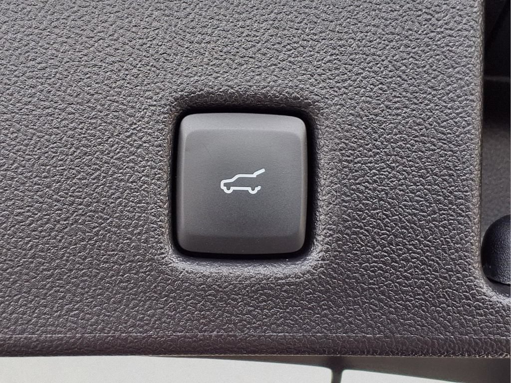 New 2026 Ford Escape ST-Line w/ Tech Pack #1 FWD image 23