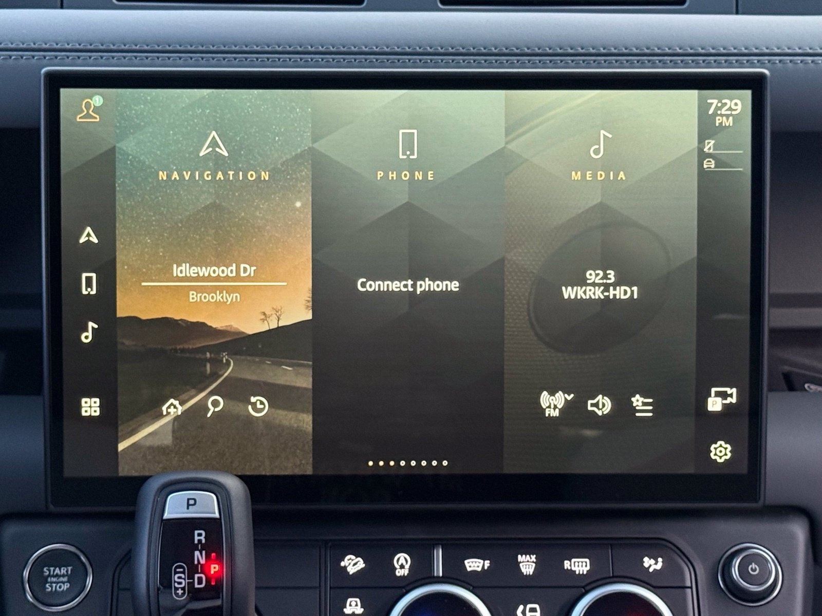New 2026 Land Rover Defender 110 X-Dynamic SE AWD/4WD image 21
