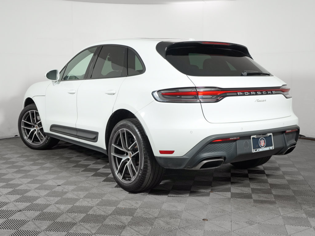 Certified 2023 Porsche Macan Turbo AWD/4WD image 3
