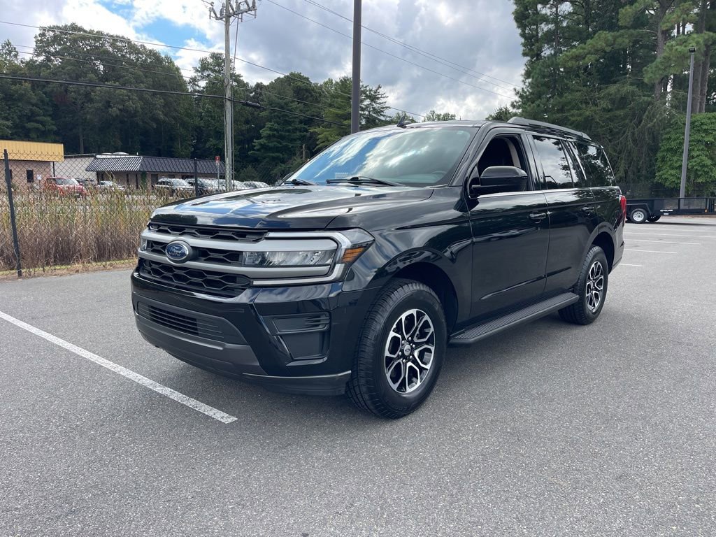 Used 2024 Ford Expedition XLT
