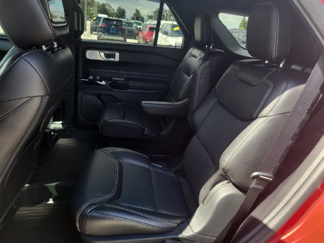 Used 2022 Ford Explorer ST w/ Equipment Group 401A AWD/4WD image 14