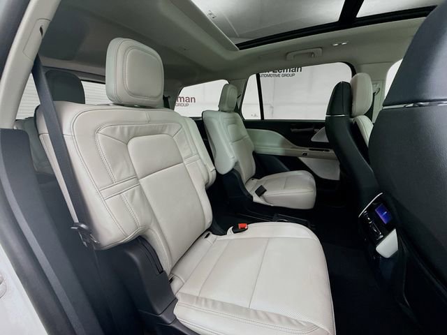 Used 2025 Lincoln Aviator Reserve w/ Equipment Group 201A image 30