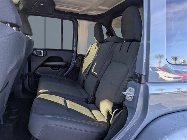 Used 2024 Jeep Wrangler Unlimited Sahara image 13