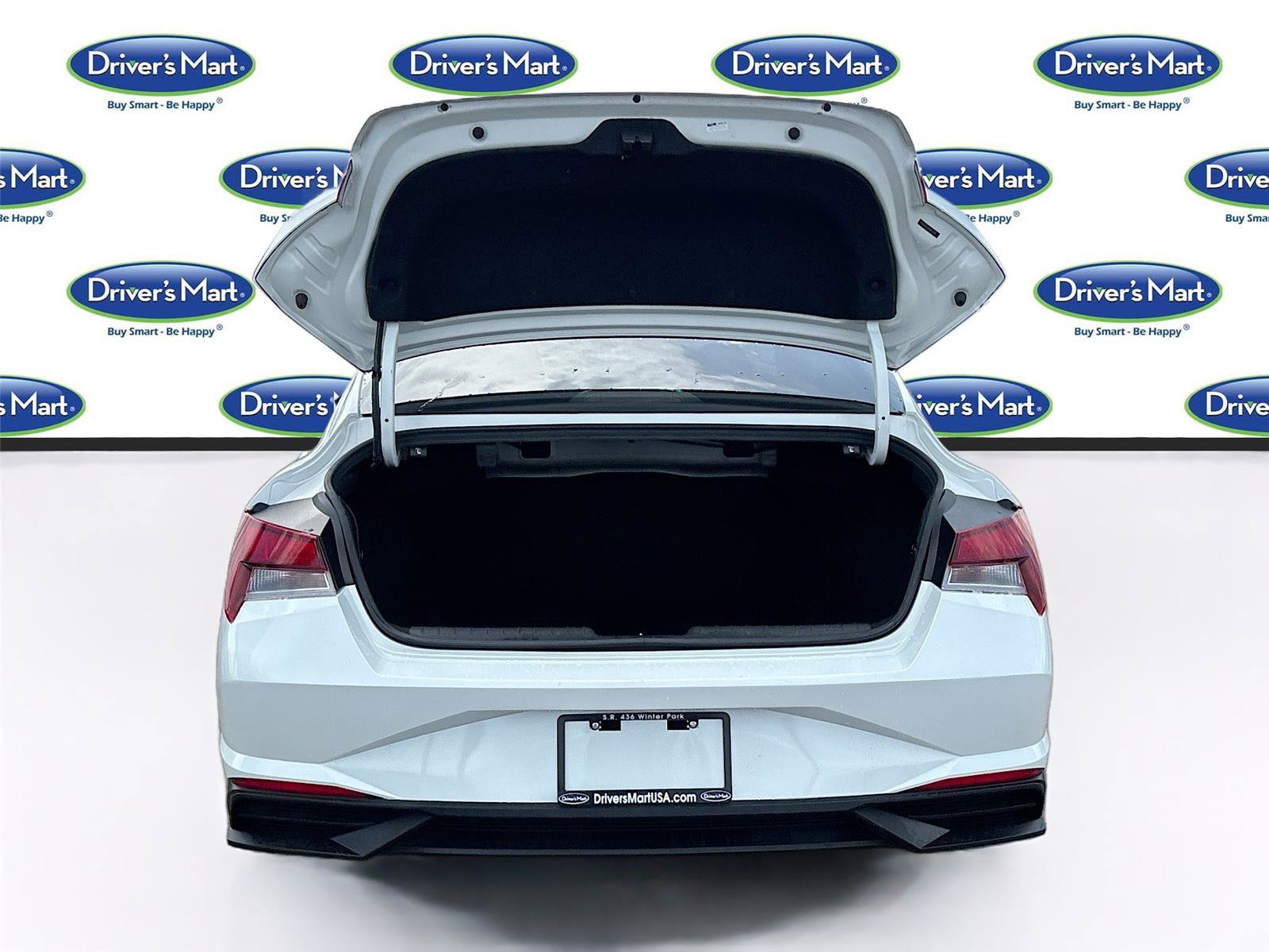 Used 2022 Hyundai Elantra SEL FWD image 23