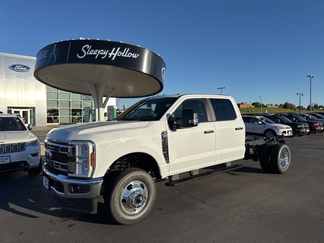New 2026 Ford F350 XL w/ XL Chrome Package