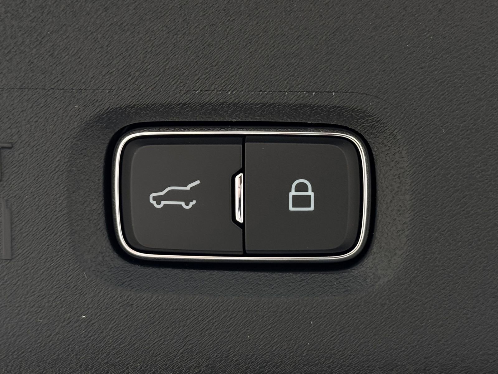 New 2026 Ford Expedition Platinum image 25