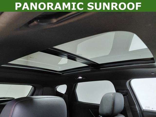 Used 2025 Chevrolet Blazer RS w/ Enhanced Convenience Package AWD/4WD image 4