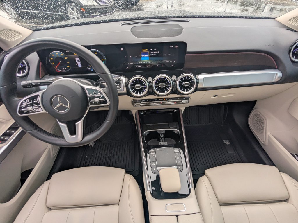 Certified 2023 Mercedes-Benz GLB 250 image 2