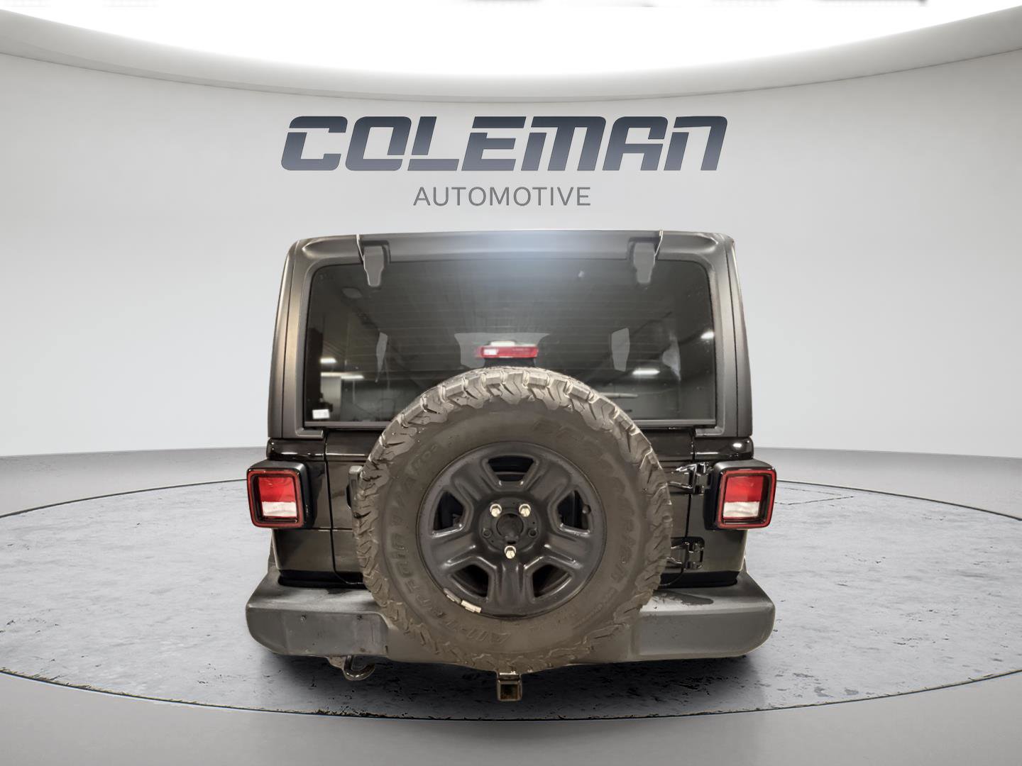 Used 2018 Jeep Wrangler Unlimited Sport image 4