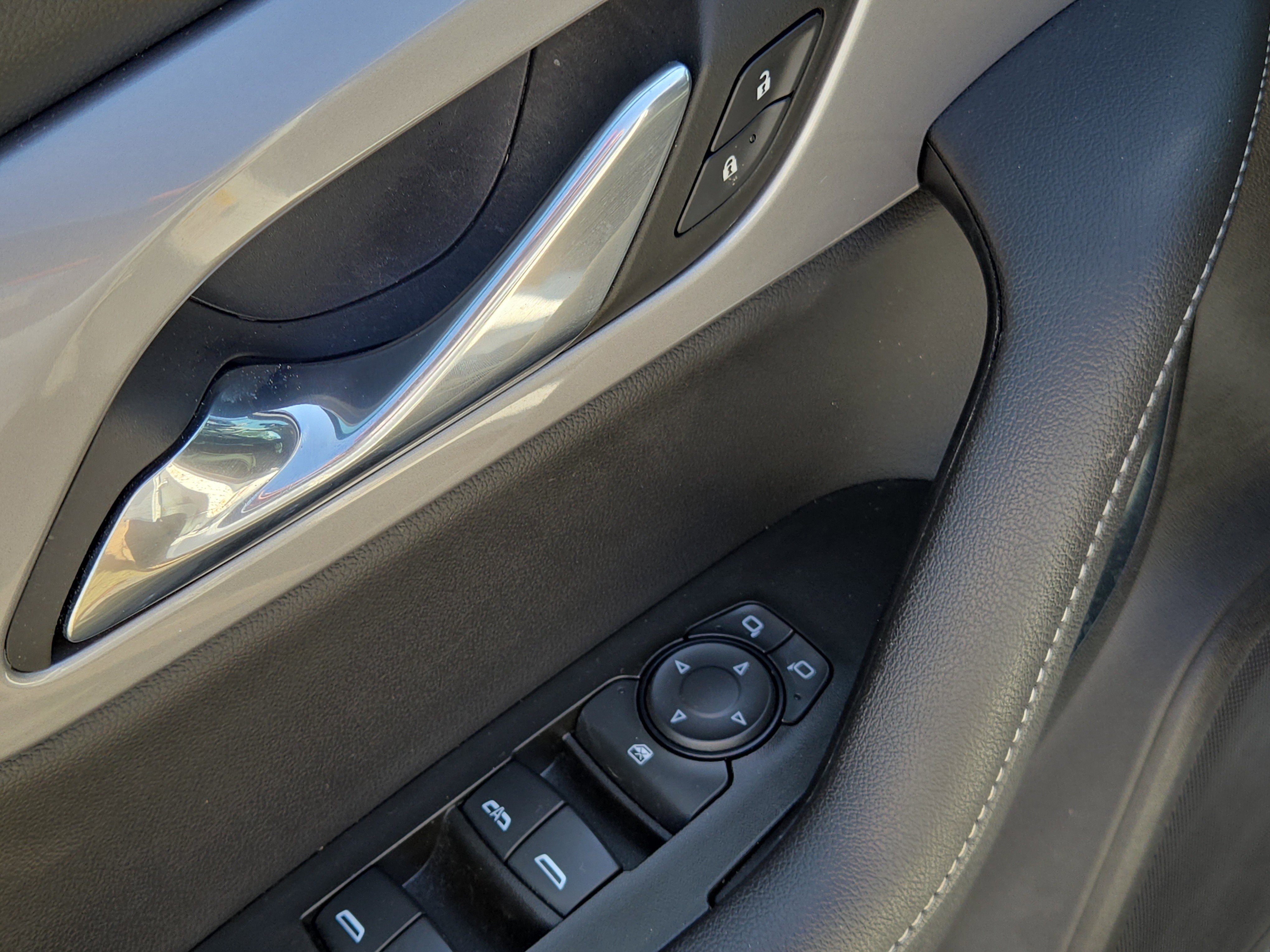 Used 2024 Chevrolet Blazer LT w/ Convenience Package image 17