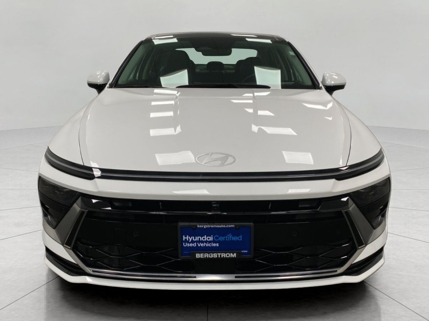 Certified 2025 Hyundai Sonata Limited FWD image 10