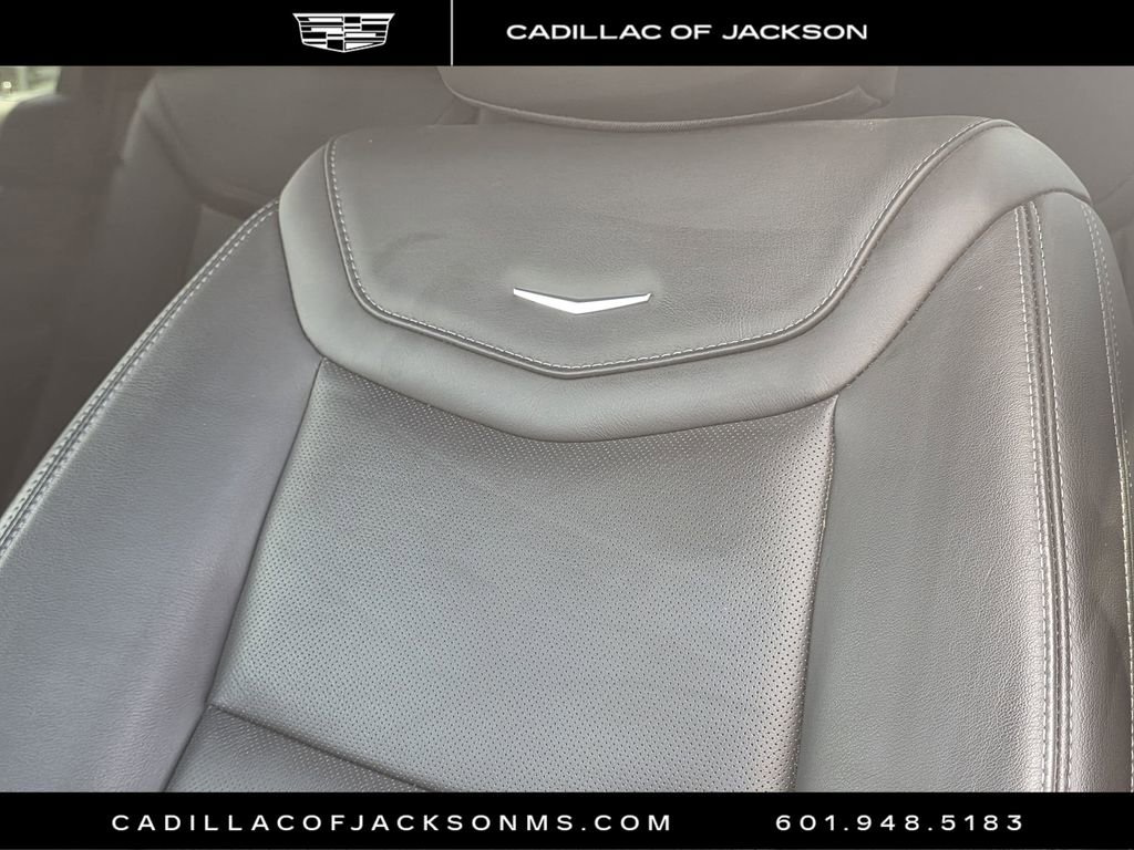 Certified 2024 Cadillac XT6 Premium Luxury w/ LPO, Floor Liner Package image 20