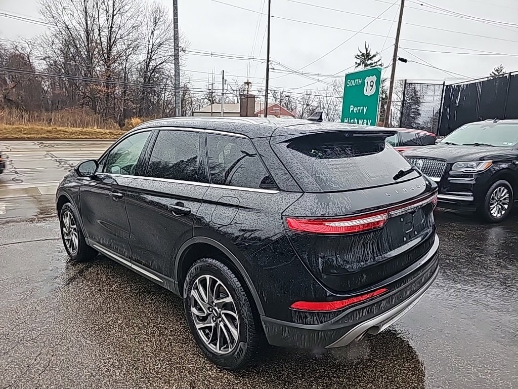 Certified 2022 Lincoln Corsair AWD w/ Equipment Group 101A image 7