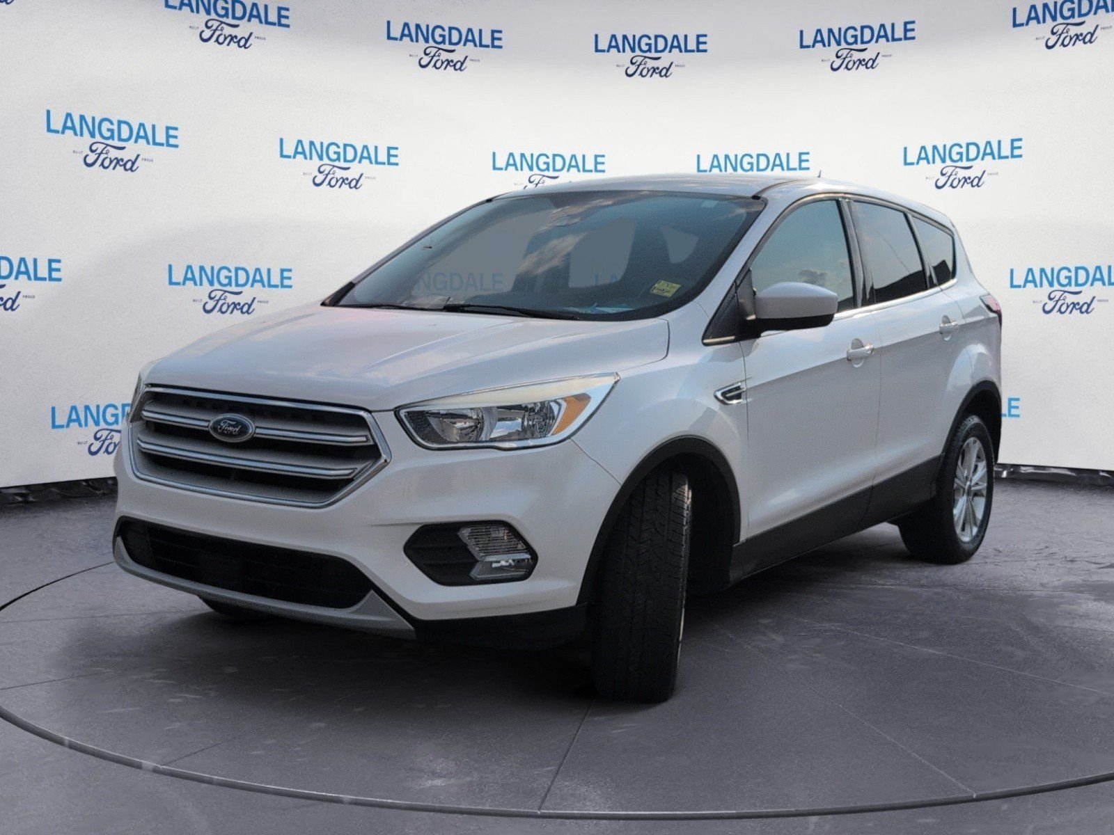 Used 2019 Ford Escape SE FWD image 11