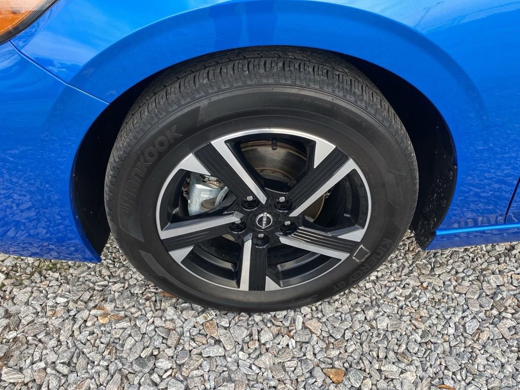 Used 2025 Nissan Sentra SV image 8