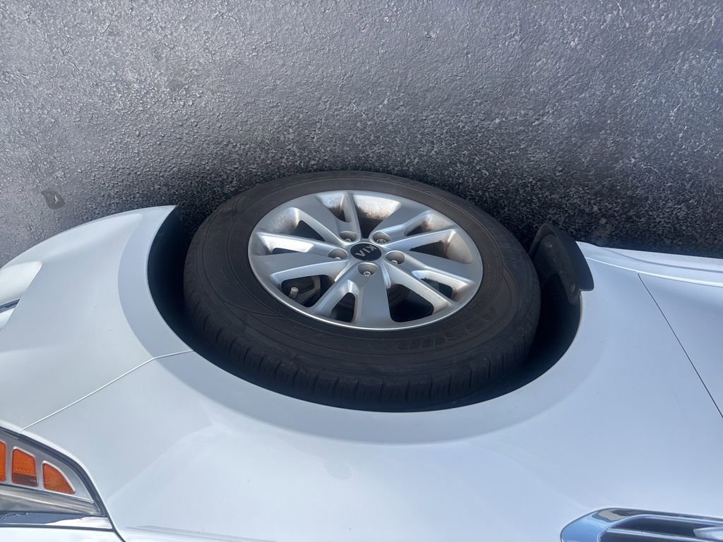 Used 2018 Kia Optima LX image 7