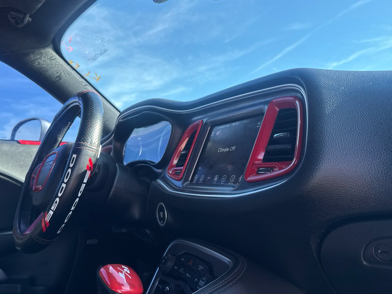Used 2017 Dodge Challenger R/T w/ Driver Convenience Group RWD image 33