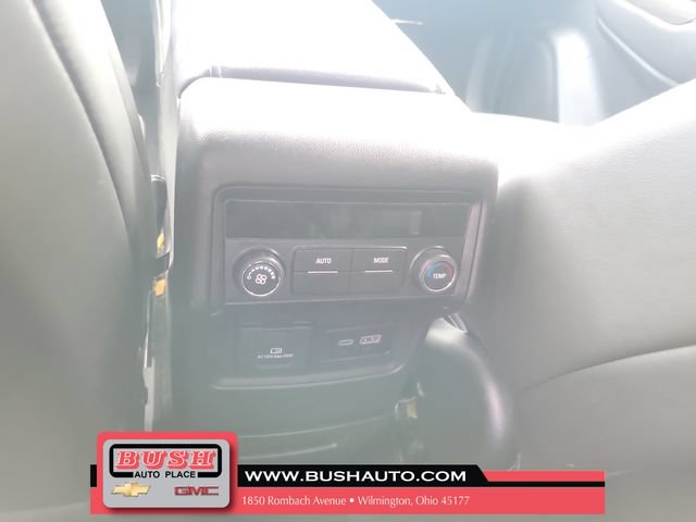Used 2023 GMC Acadia SLT FWD image 11
