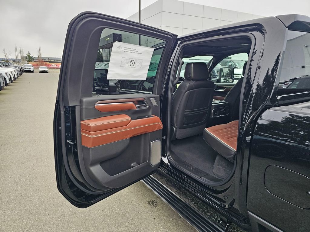New 2026 GMC Sierra 3500 Denali Ultimate image 17