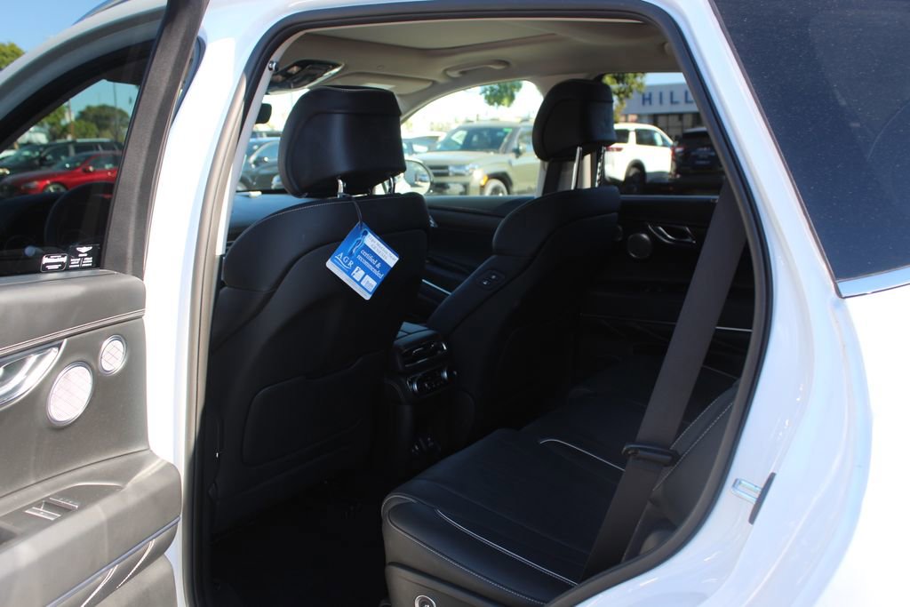 Used 2023 Genesis GV80 2.5T w/ Prestige 20" Package image 19