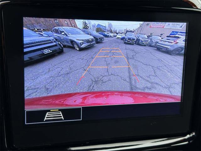 Used 2021 Chevrolet Traverse LT image 26