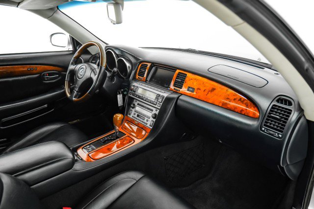 Used 2003 Lexus SC 430 Convertible image 10