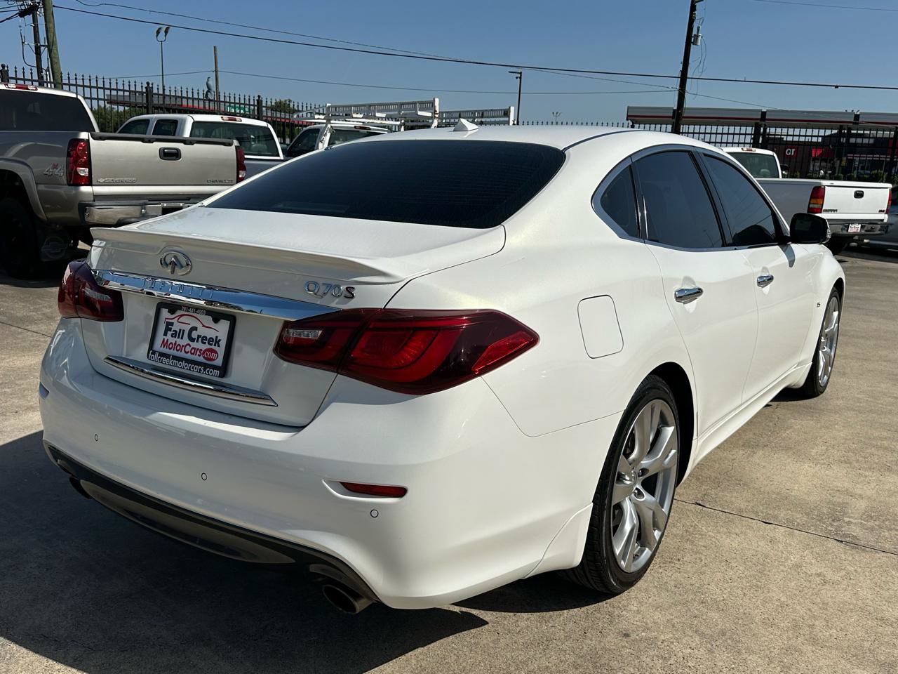 Used 2015 INFINITI Q70 5.6 w/ Sport Package RWD image 8