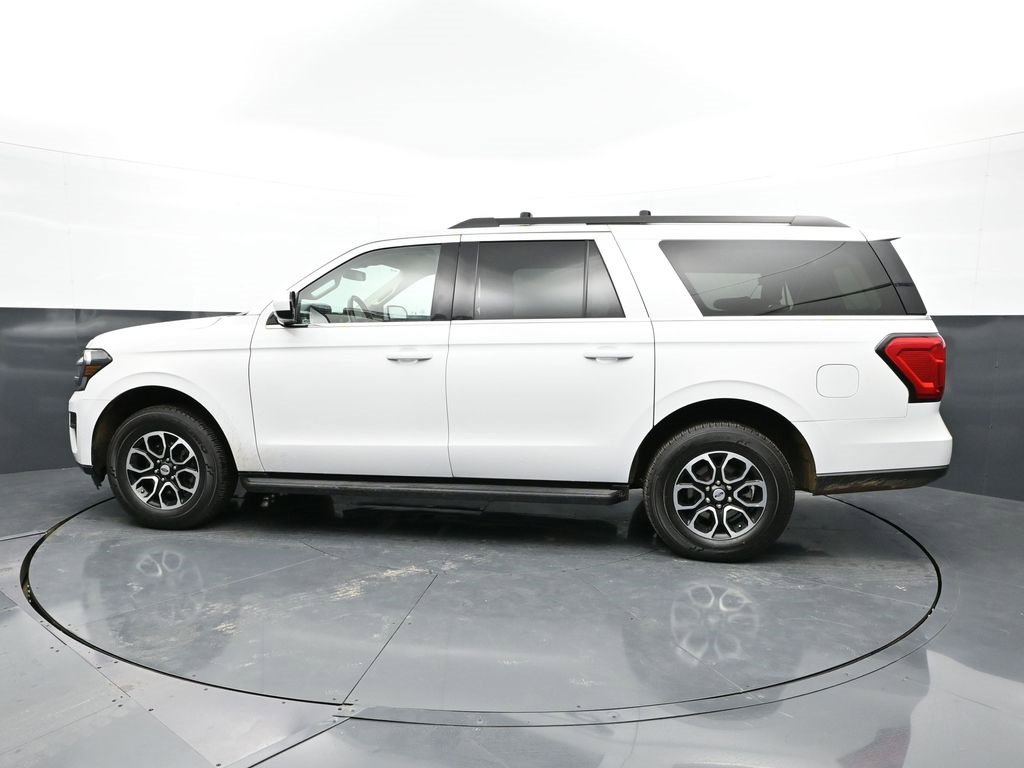 Used 2024 Ford Expedition Max XLT image 8