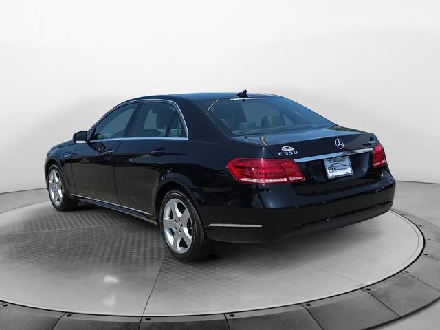 Used 2014 Mercedes-Benz E 350 4MATIC Sedan image 3