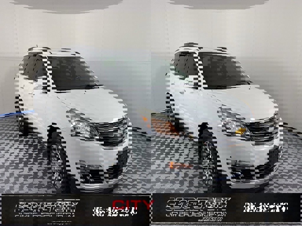 Used 2016 Chevrolet Traverse LT